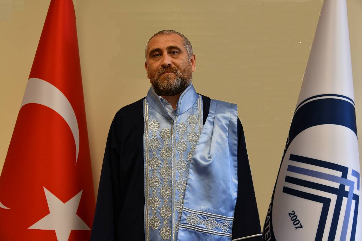 Ali Uğur Özcan